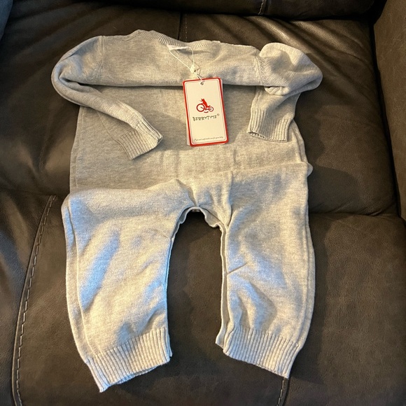 BerryTime infant sweater Romper New w/Tags - Picture 2 of 2